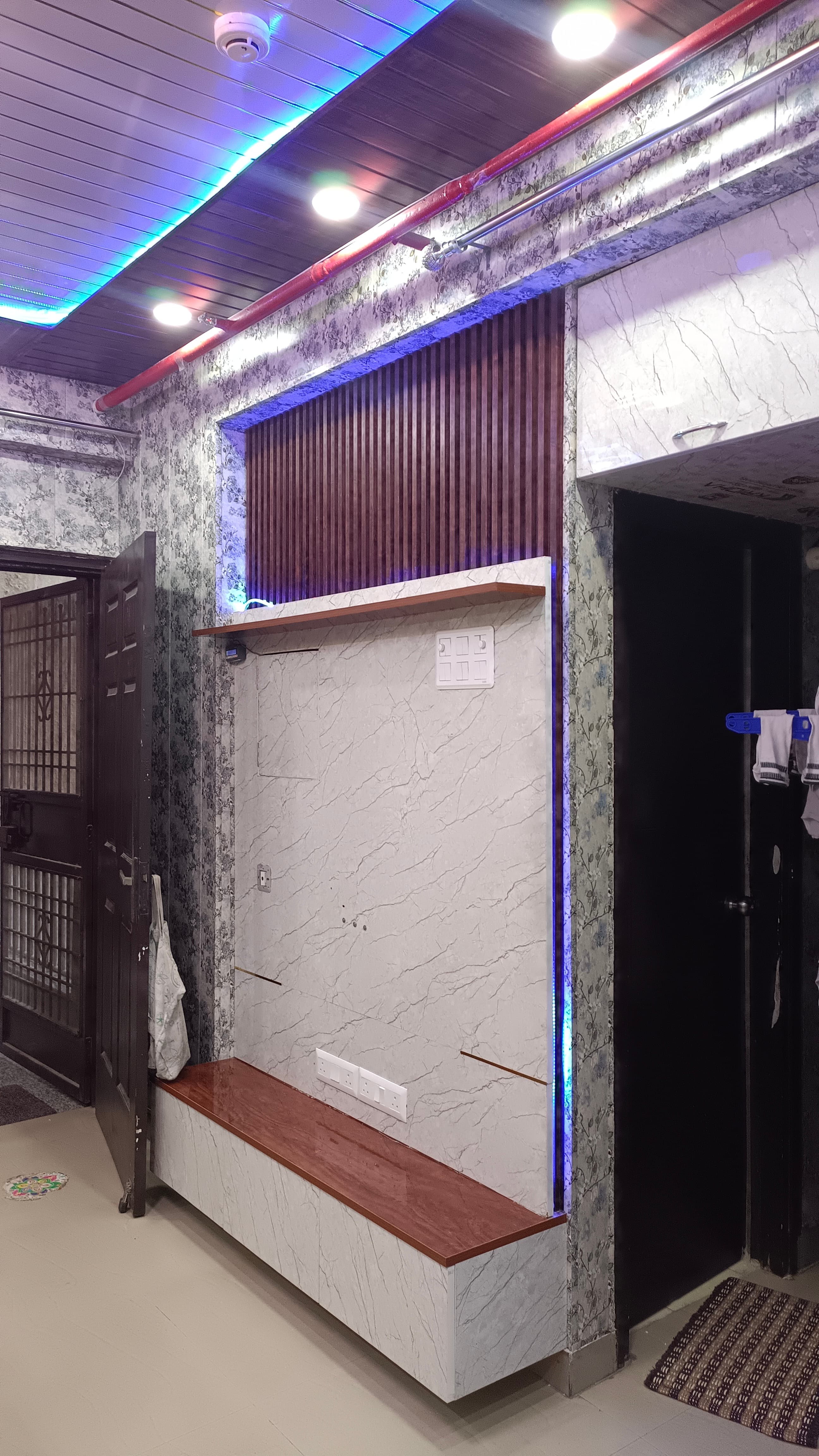 TV Unit with LED Panel